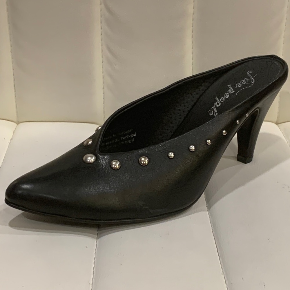Free People Studded Black Kitten Heels Mules Size 39 Heel Height 3”